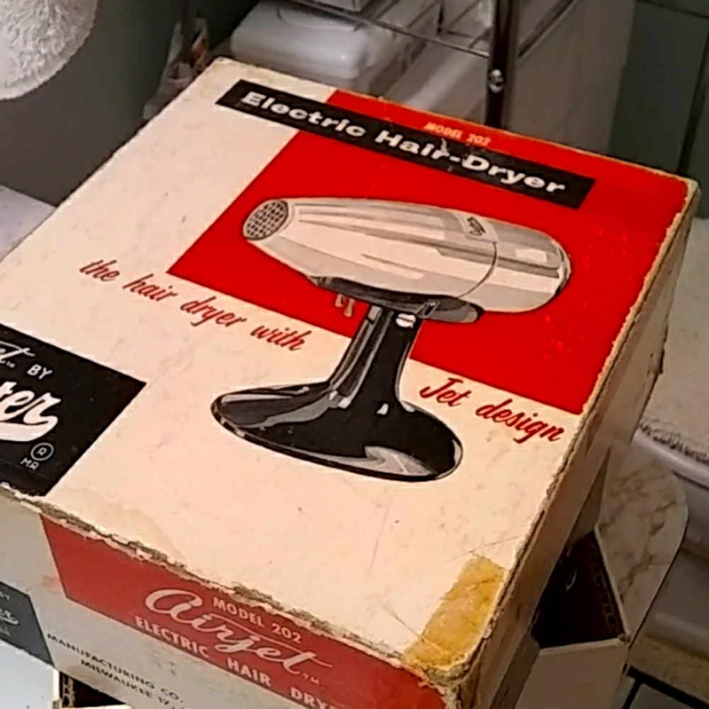 Hair dryer